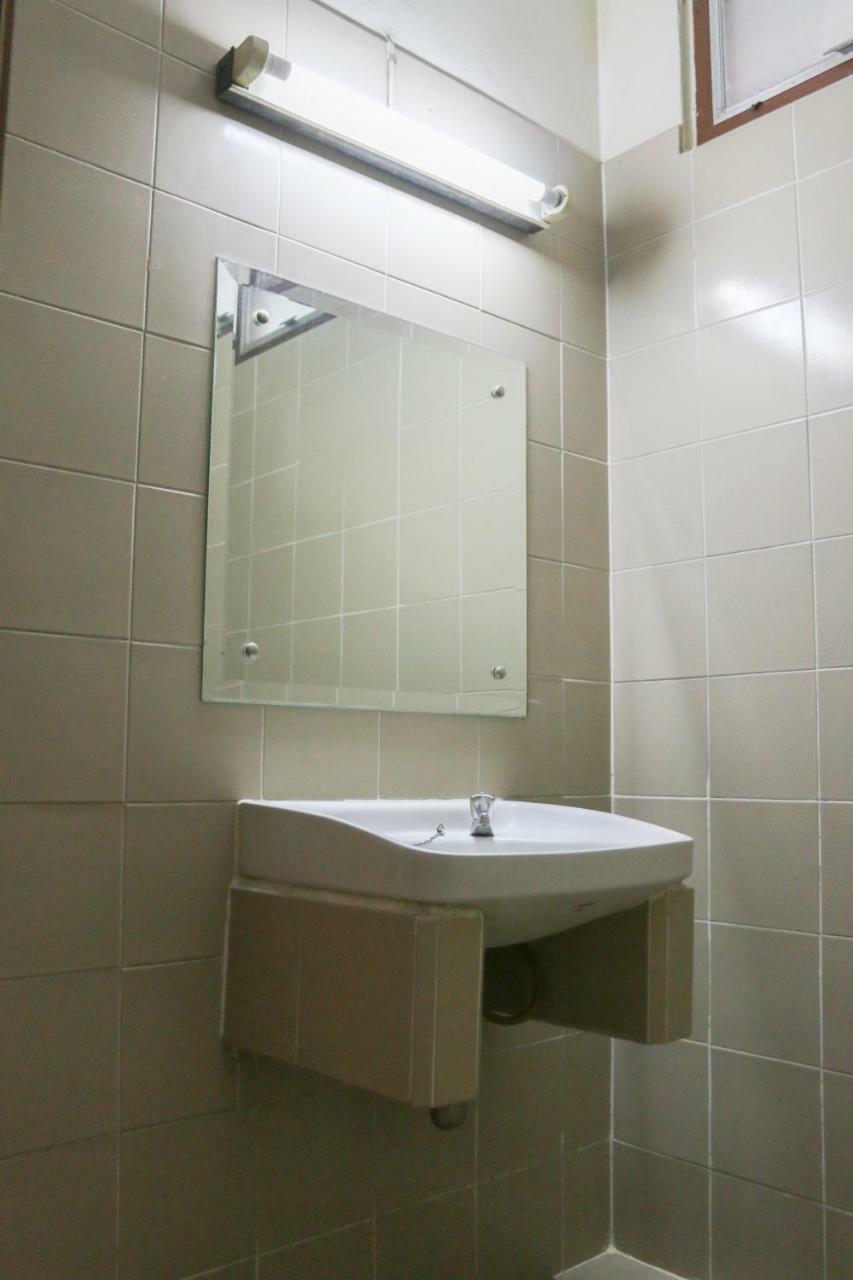 Nakornping Hotel Бангкок Экстерьер фото