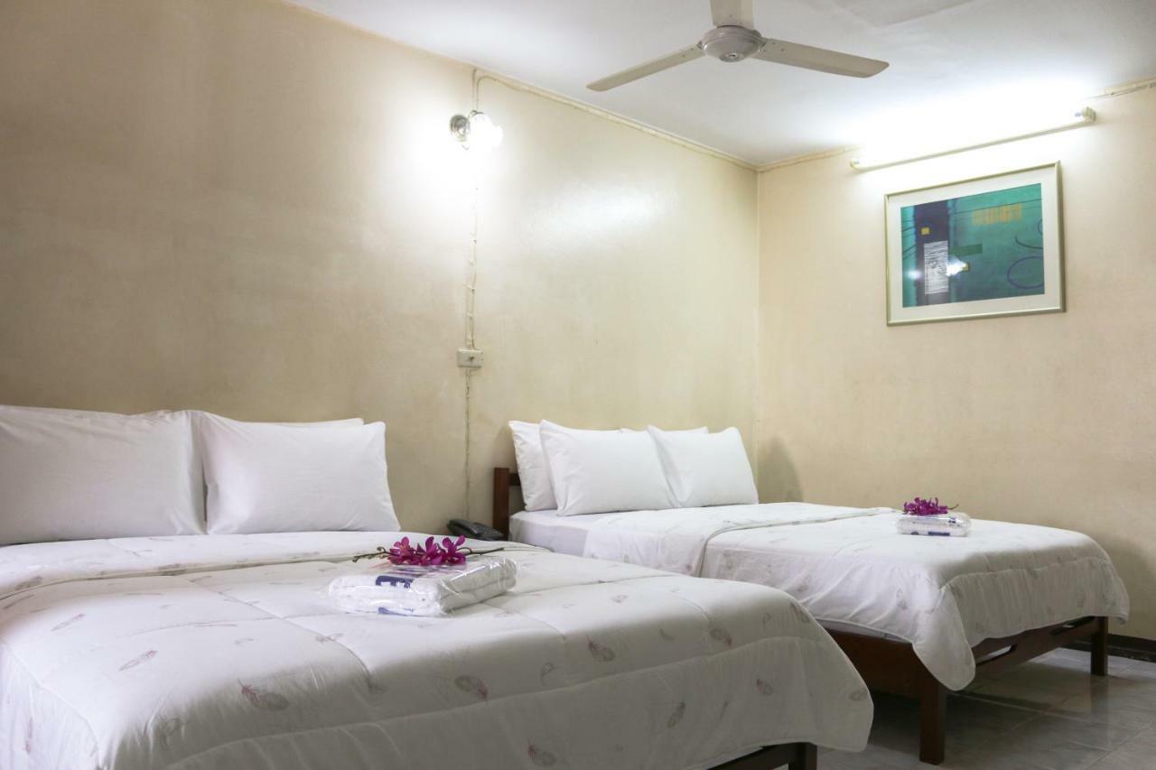 Nakornping Hotel Бангкок Экстерьер фото