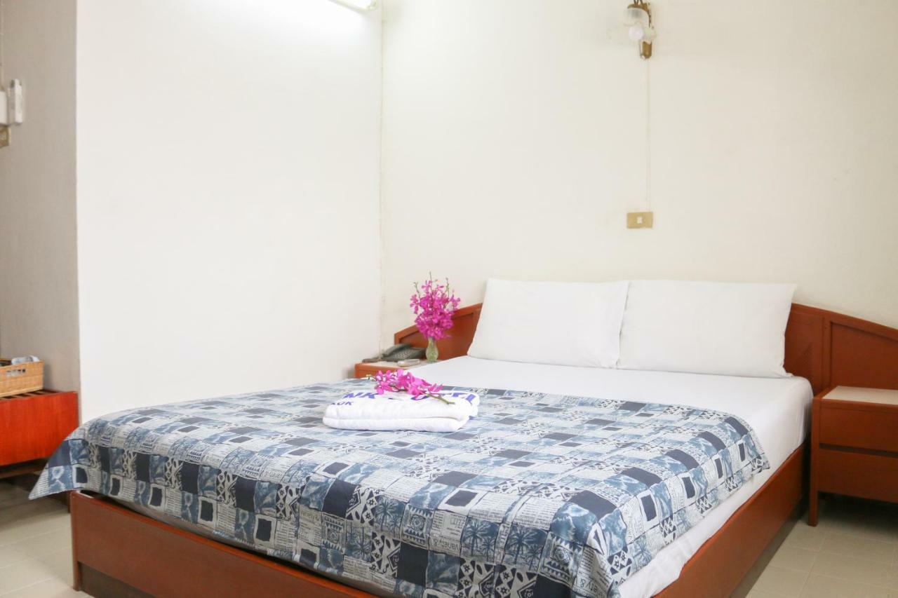 Nakornping Hotel Бангкок Экстерьер фото